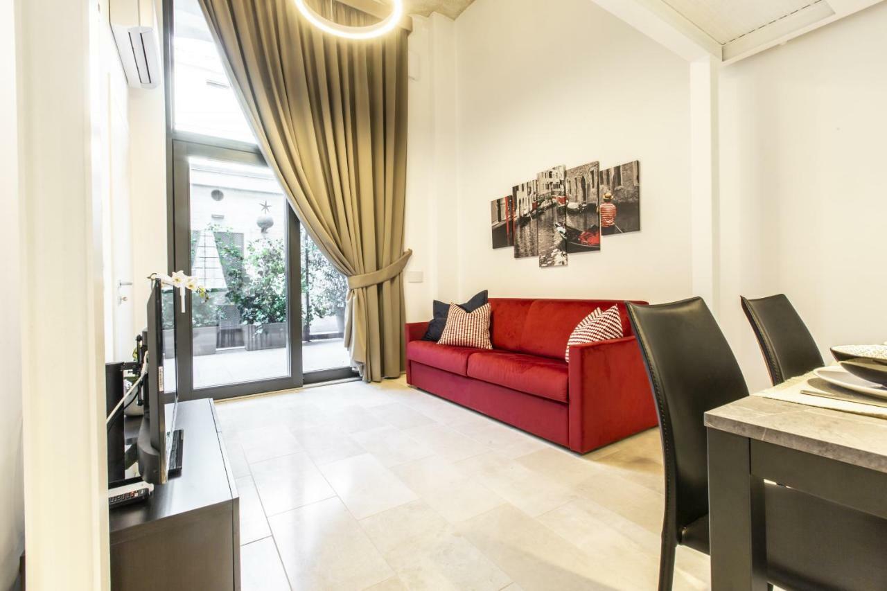 Elegant Fornasa Vecia, Canal View With A Beautiful Garden R&r Venedig