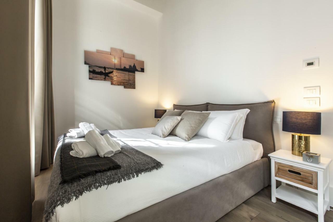 Elegant Fornasa Vecia, Canal View With A Beautiful Garden R&r Apartment Venedig