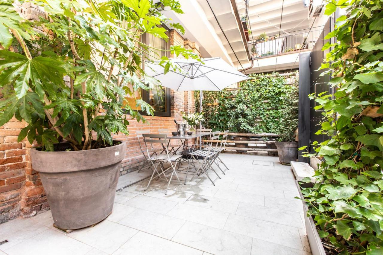 Elegant Fornasa Vecia, Canal View With A Beautiful Garden R&r Apartment Venedig
